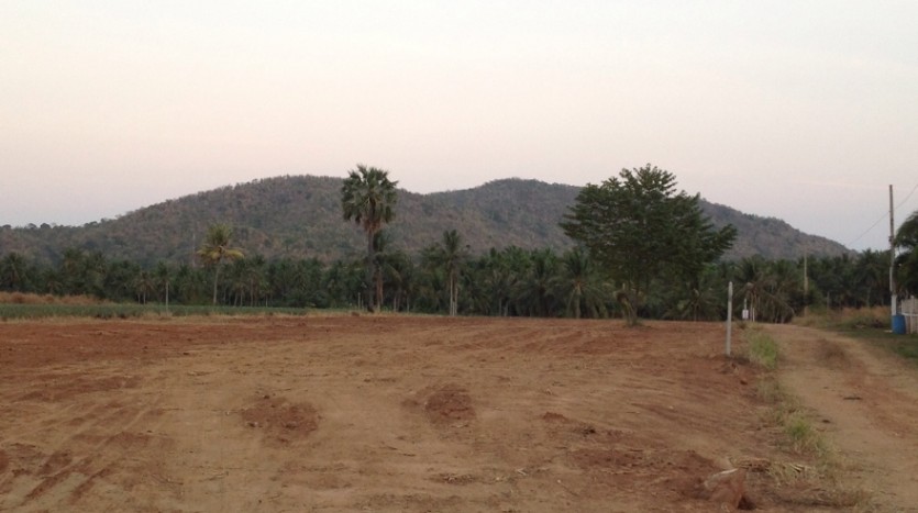Perfect Size Land for Sale in Pranburi
